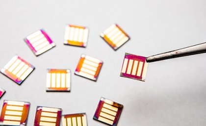 A UQ team has developed quantum dot solar cells that can be made into thin, flexible films and used to generate electricity even in low-light conditions